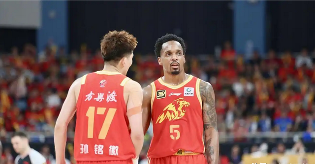 九游娱乐包含今晚欧冠传出新动向，山东男篮刷新队史纪录，管理层表态：目标明确，心理建设被强调的词条