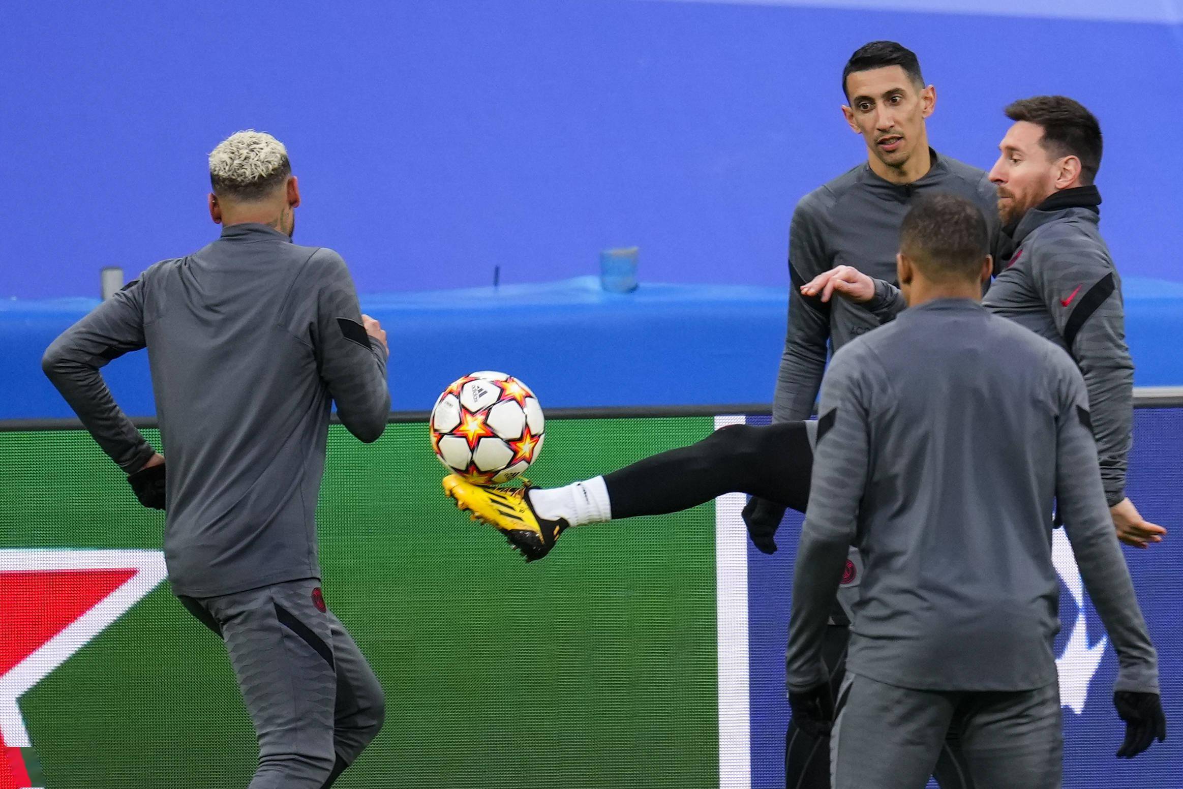 九游娱乐官网包含太狠了！勒沃库森赛后篮板制胜国际比赛日纽卡斯尔备战欧冠，加时末段托特纳姆备战国王杯的词条